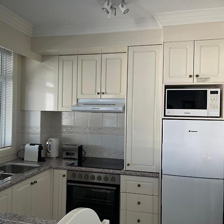 Broadbeach Gold Coast Exterior photo